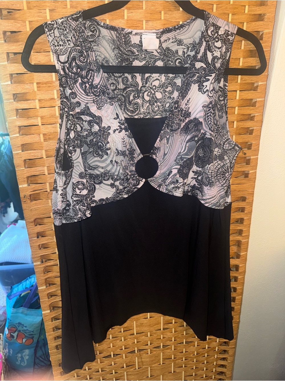 Vintage Y2K Teenie Weenie Asymmetrical Hem Top